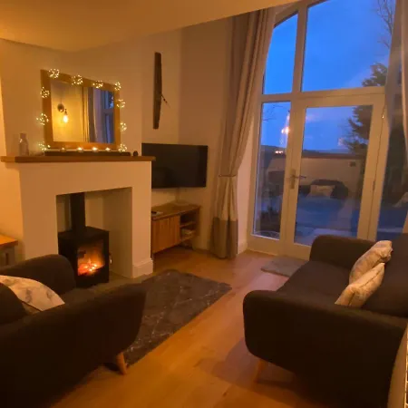 Feriehus Brigstone Stable - Charming Peaceful *